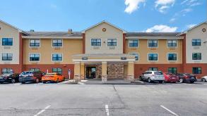 150 West Riviera Blvd Parking