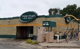 Touch of Class Auto Wash -  Muskegon Apple Ave