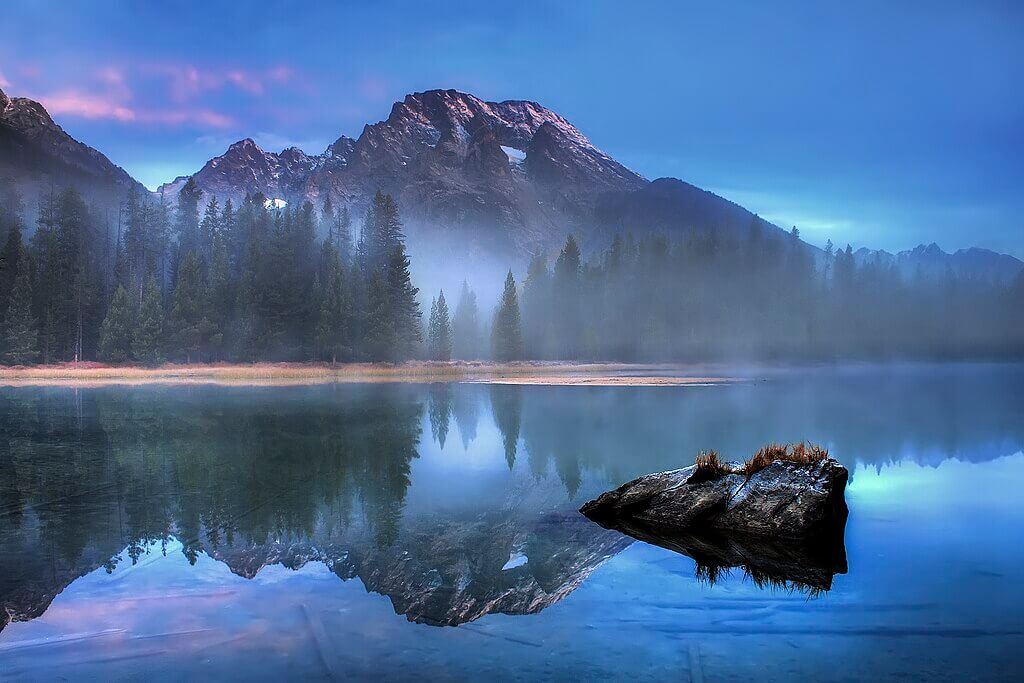 closest airport to Grand Teton