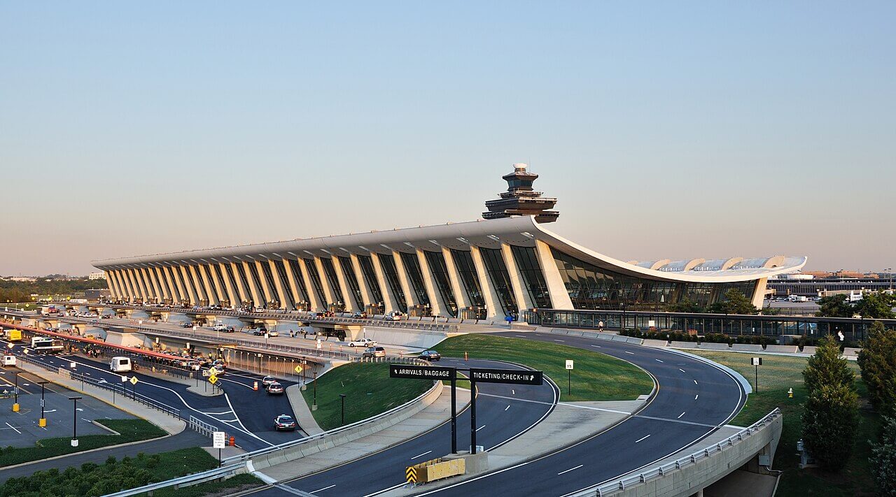 parking at Washington Dulles International Airport