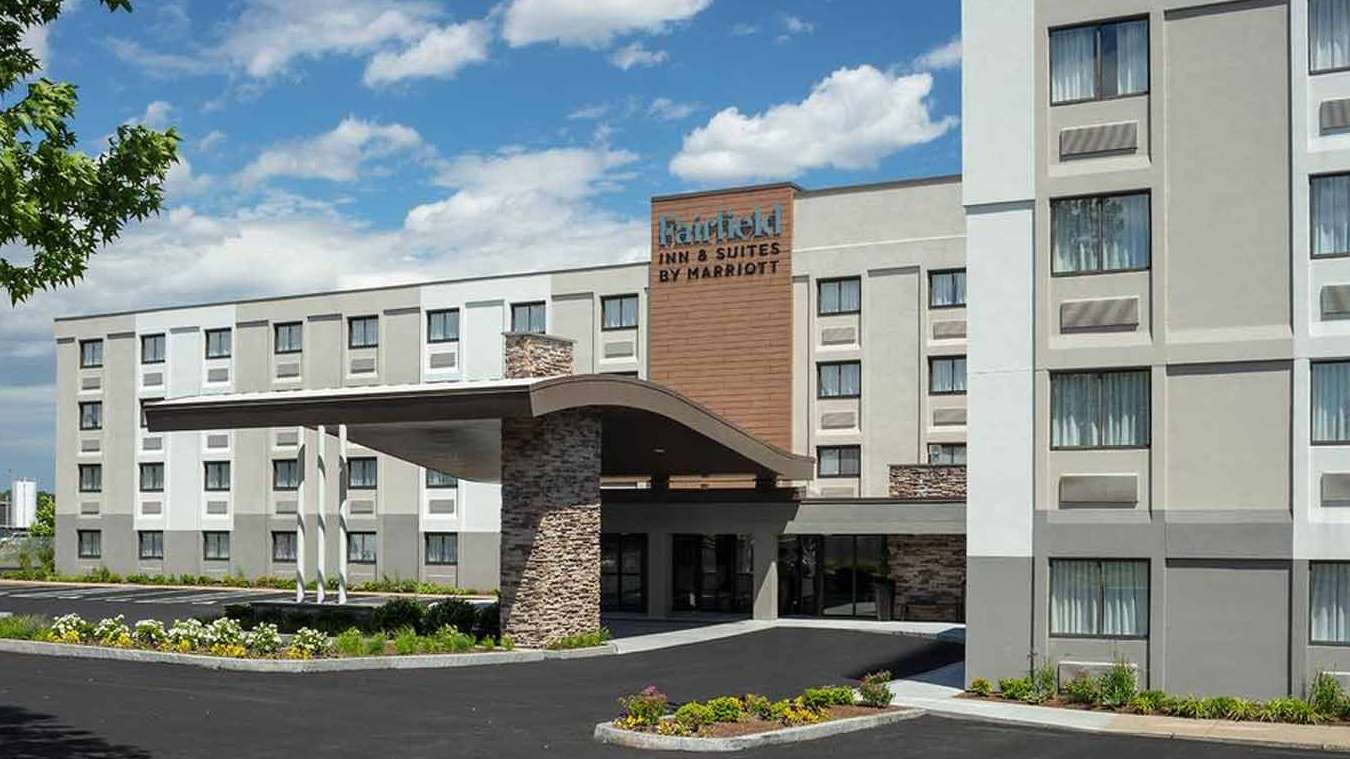 Fairfield Inn and Suites PVD Airport Parking