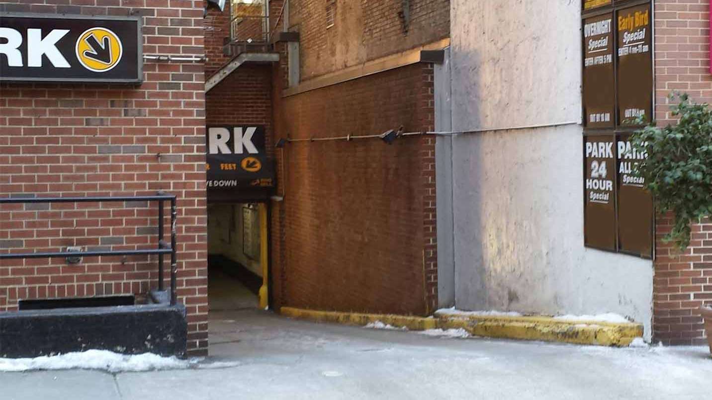 301 E 64th St Parking