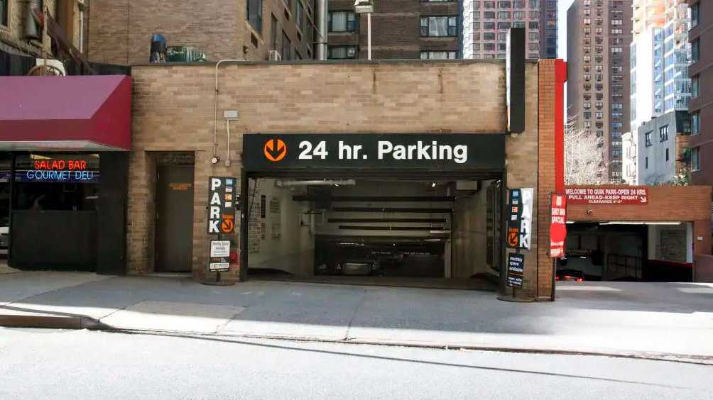 245 E 40th St Valet Garage