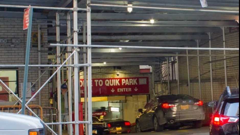 1142 3rd Ave. QP 3rd Avenue Parking