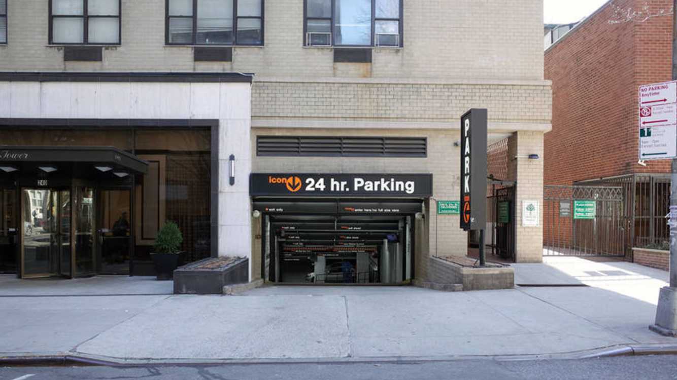 240 E 27th St.-Kips Bay 27 Parking