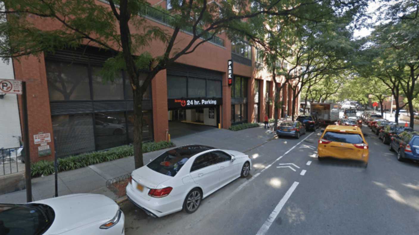 435 E 90th St.- York & 90th Parking