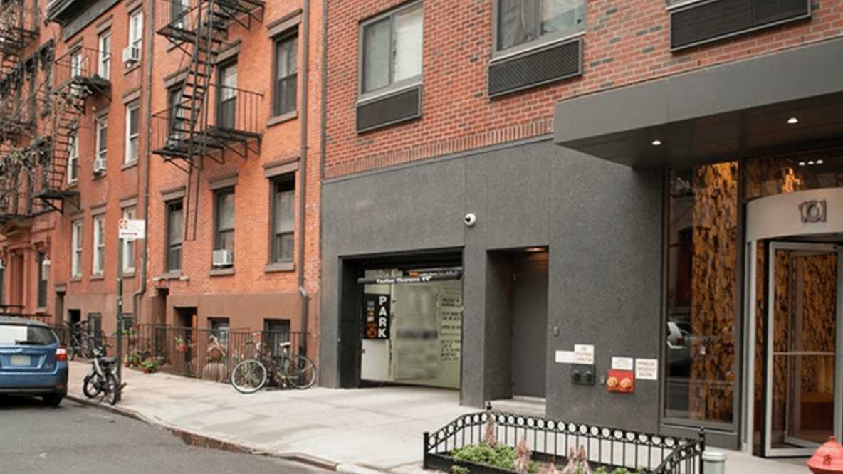 101 West 15th St.- Vincent 15 Parking