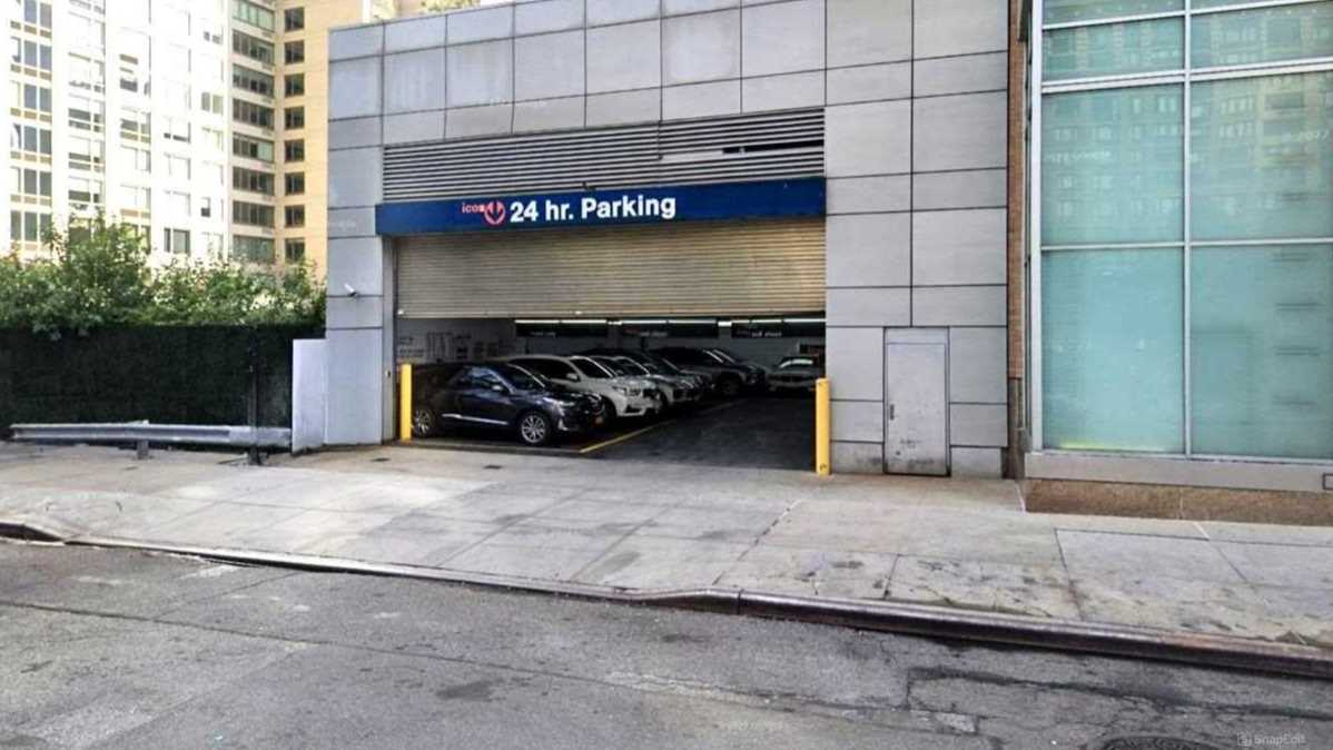 309 W 64th St - 101 West End Parking