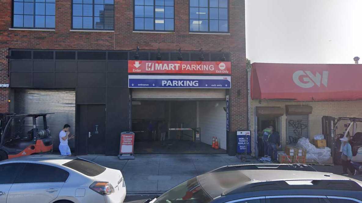 144 74 Northern Blvd_The Urban Garage