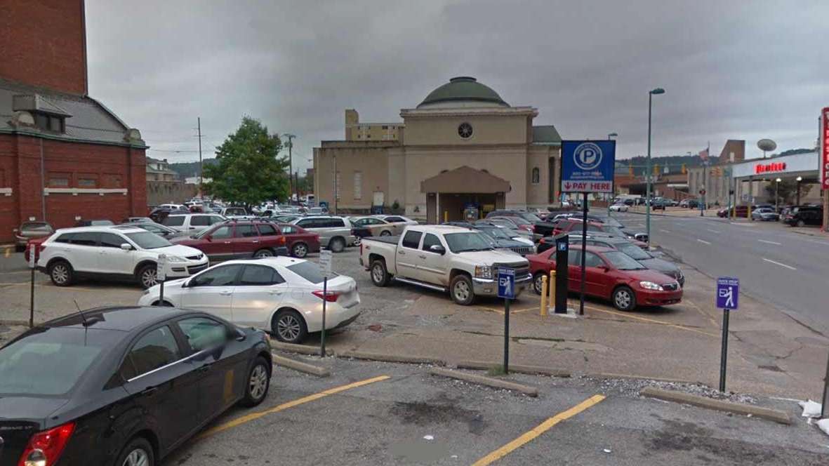 880 Washington St East Parking