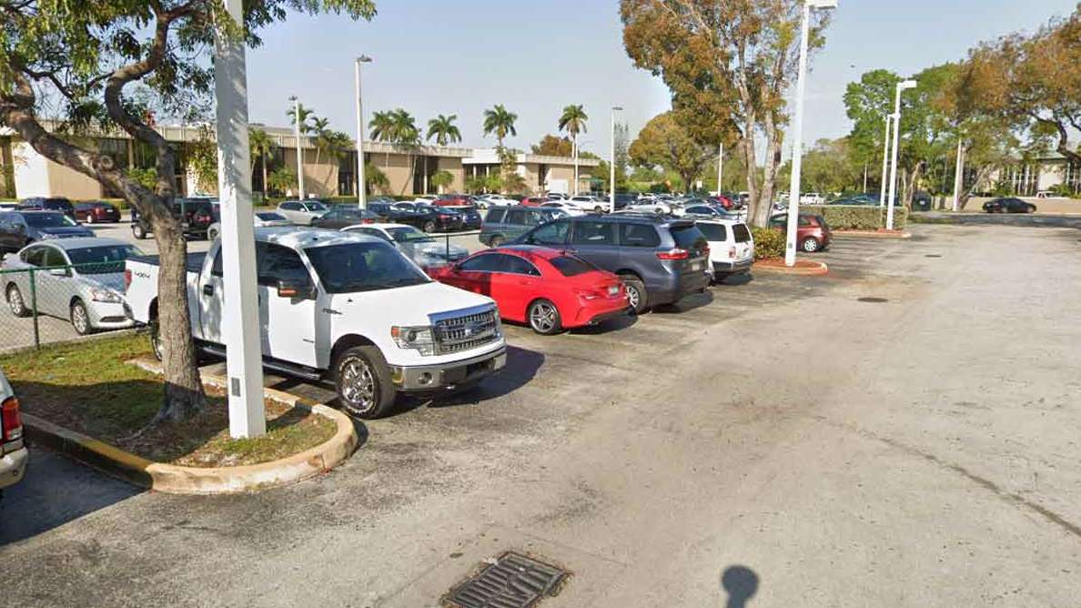 Find Best Hourly Parking Near NOMAR MEDICAL OFFICES City Parking Book Hourly Parking in NOMAR MEDICAL OFFICES City Parking
