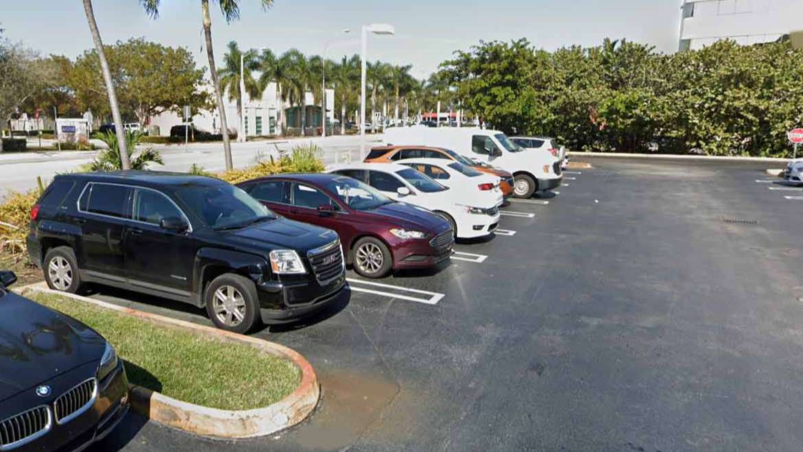Find Best Hourly Parking Near GALLOWAY BUSINESS CENTER City Parking Book Hourly Parking in GALLOWAY BUSINESS CENTER City Parking