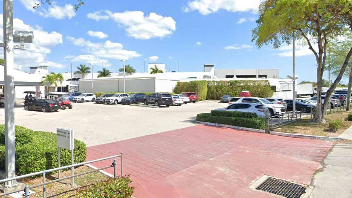 Find Best Hourly Parking Near SOUTH MOTORS BMW City Parking Book Hourly Parking in SOUTH MOTORS BMW City Parking
