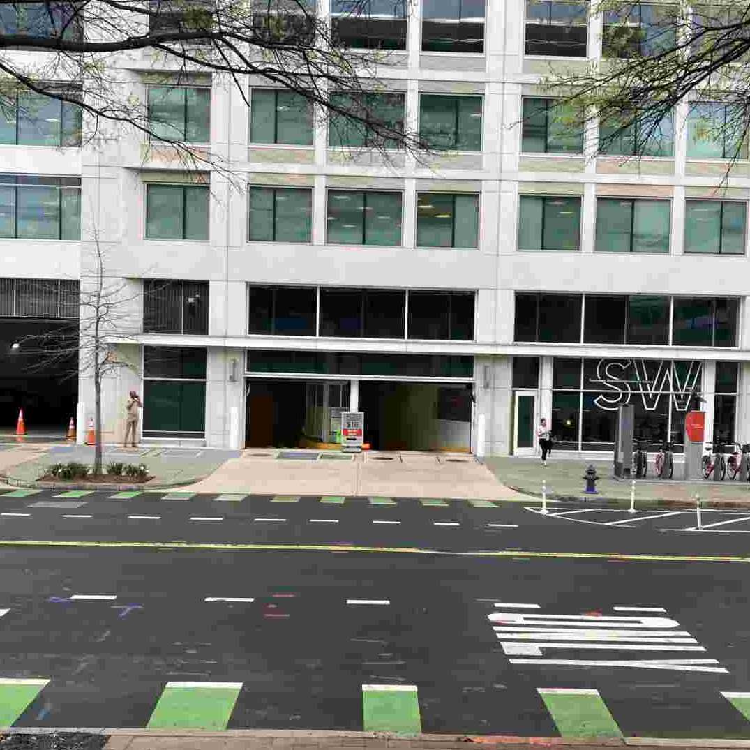375 E St SW Garage Parking
