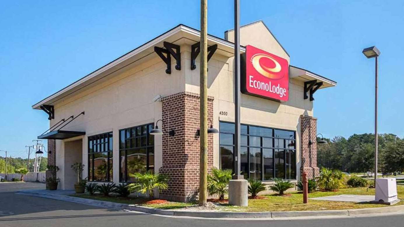 4200 Augusta Road Parking