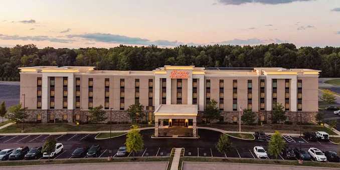 Niles Hampton Inn