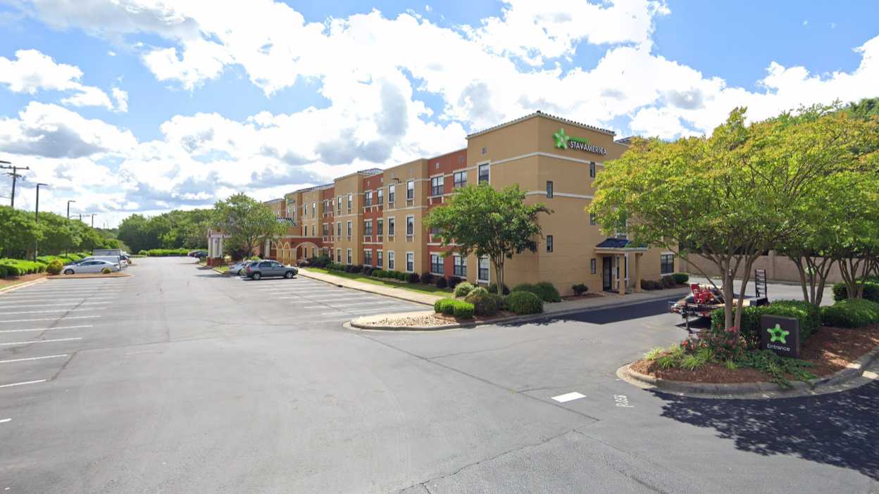 Pineville Matthews Rd Parking