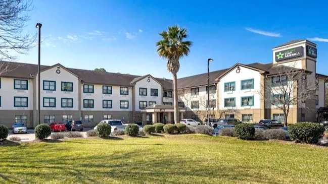 11175 Katy Frwy (Houston - I-10 West - CityCentre ) Parking