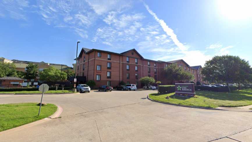 Dallas - Las Colinas - Meadow Creek Dr