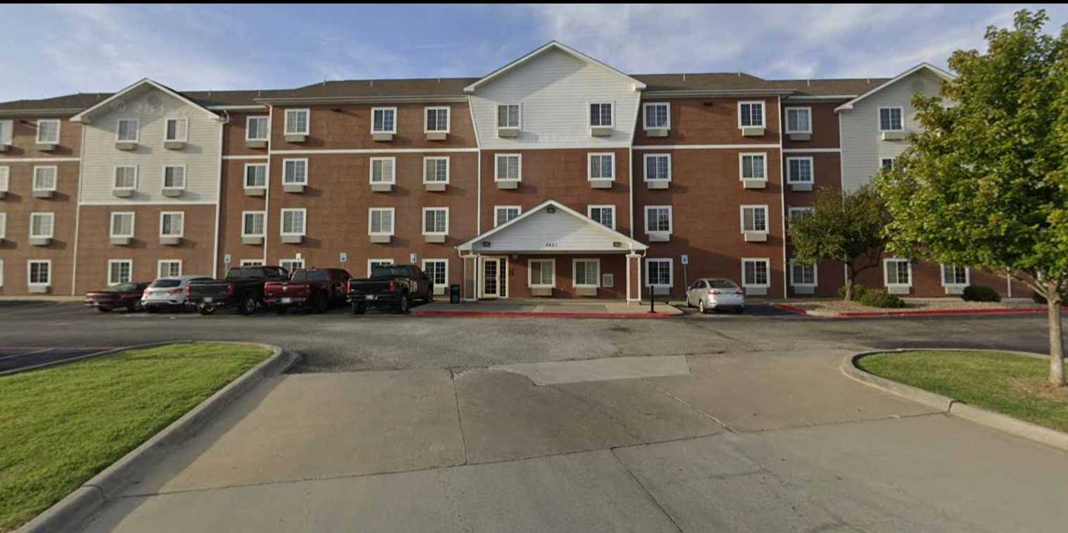 Oklahoma City  Norman_5401 Huettner Dr_Norman Parking