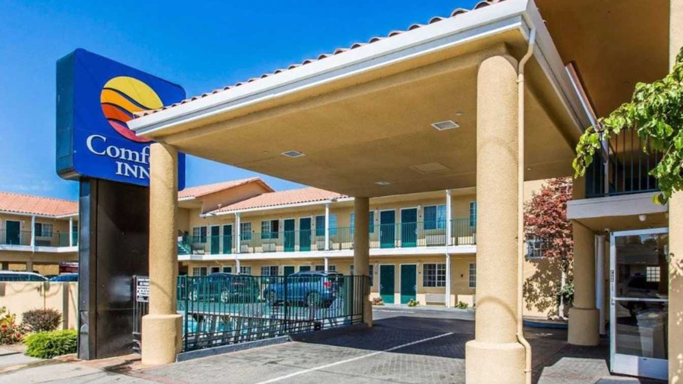 314 Riverside Ave (Comfort Inn) Garage