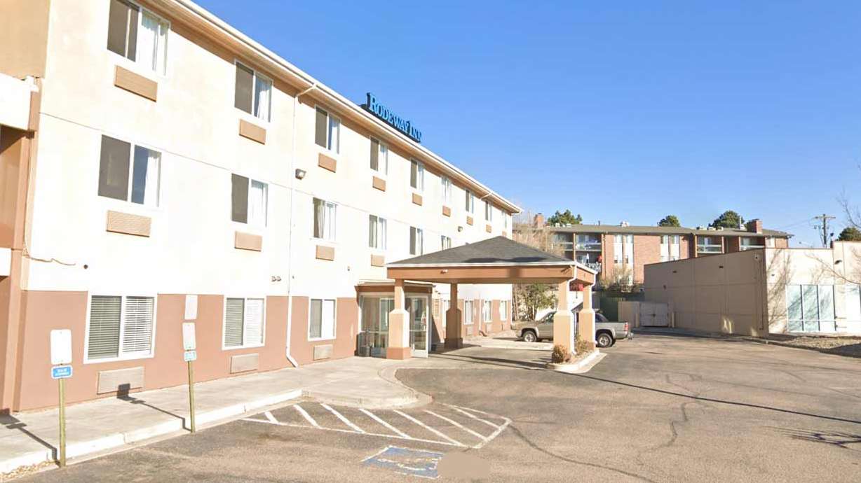 520 North Murray Blvd Parking