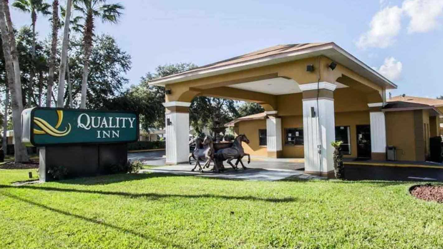 Find Best Hourly Parking Near 445 S Volusia Ave Parking Book Hourly Parking in 445 S Volusia Ave Parking