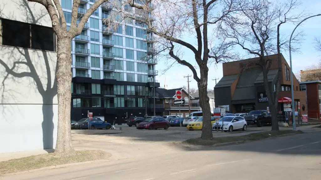 Lot 58 - 10118 121 Street Northwest Parking
