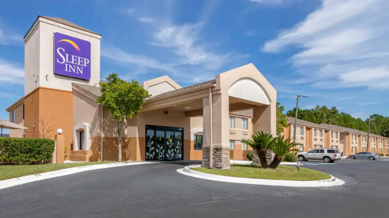 Sleep Inn I-95 North Savannah Parking