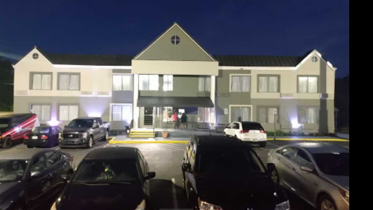 1847 Washington Road Parking