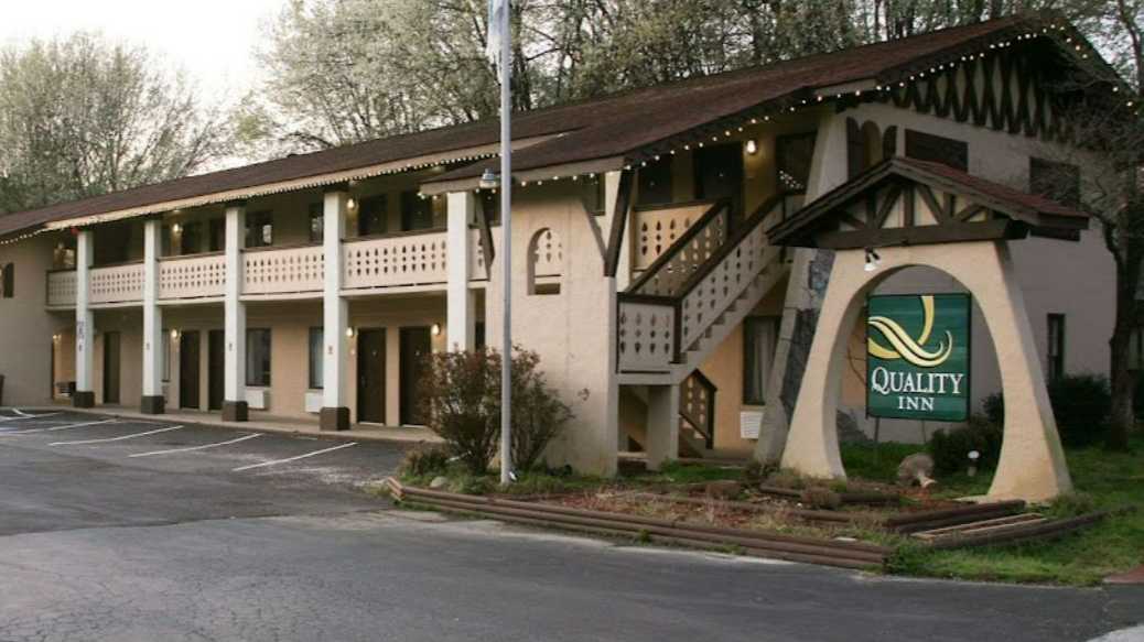 15 Yonah Street Parking