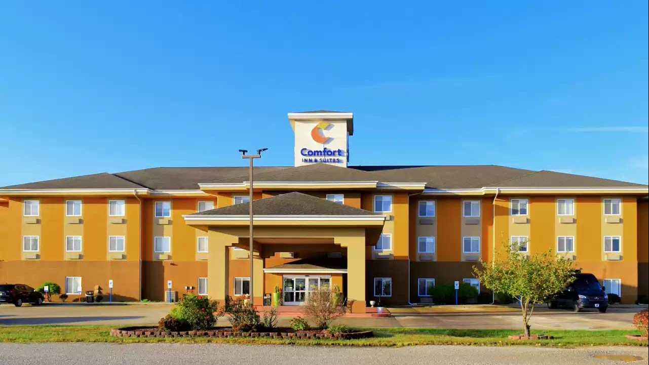 2265 S State Route 127 Parking