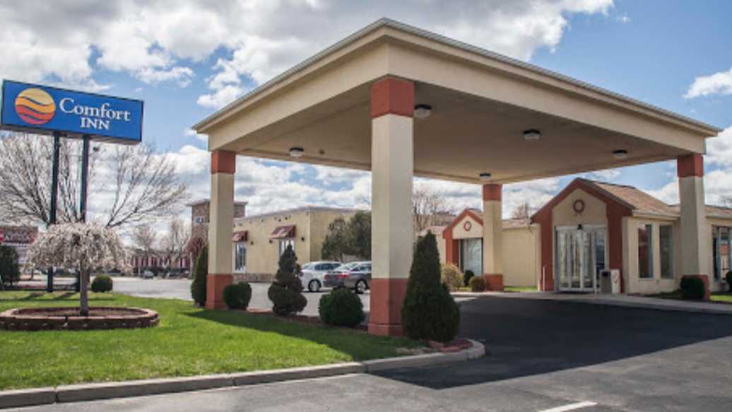341 Highland Ave Parking
