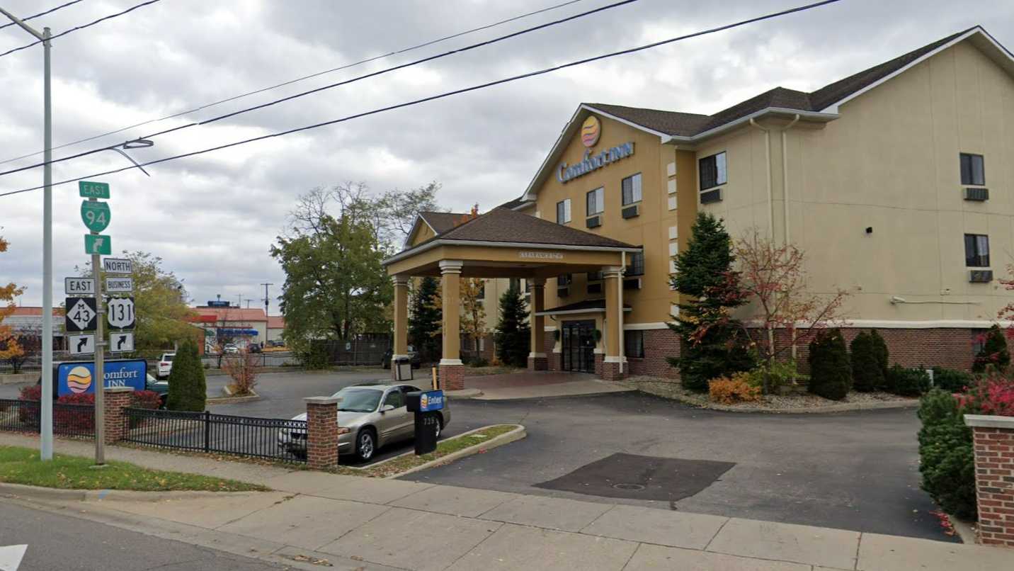 739 West Michigan Avenue Parking