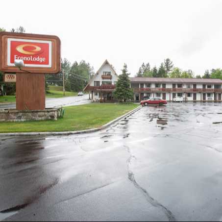 5828 Cascade Road Parking