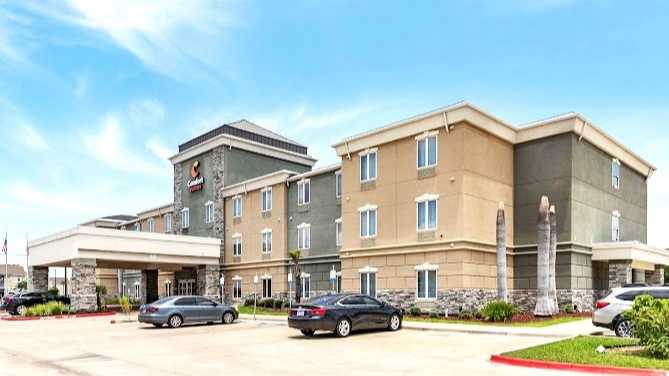 1814 Ennis Joslin Rd Parking