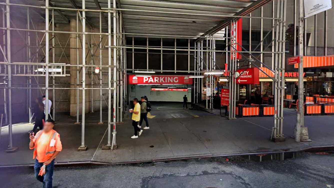 216 W 45th St. (1515 Broadway) - Garage