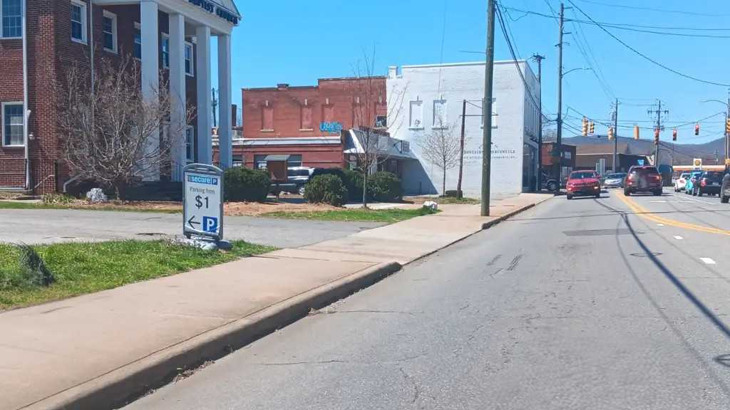 714 Haywood Rd. - Haywood Lot