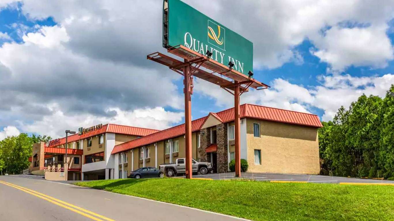 Find Best Hourly Parking Near 320 Greentree Dr Parking Book Hourly Parking in 320 Greentree Dr Parking