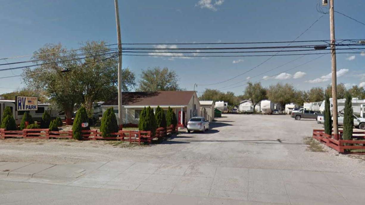 615 N Marland Blvd Parking