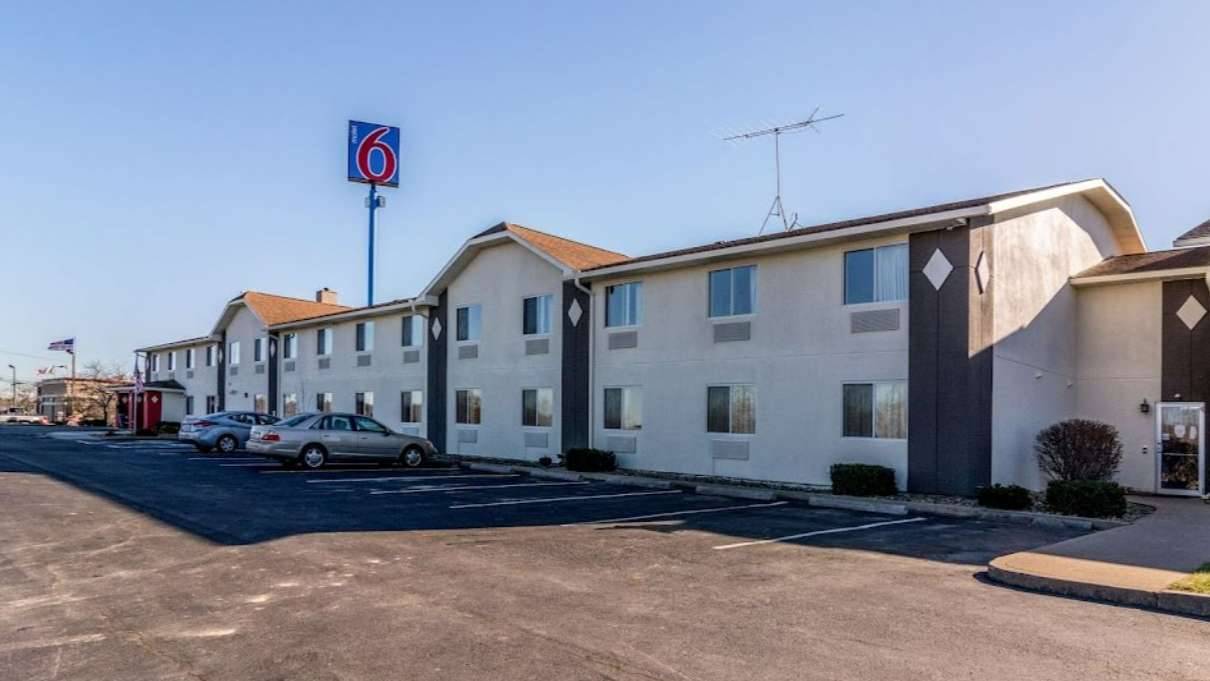 Find Best Hourly Parking Near 1010 Dholu Road Parking Book Hourly Parking in 1010 Dholu Road Parking