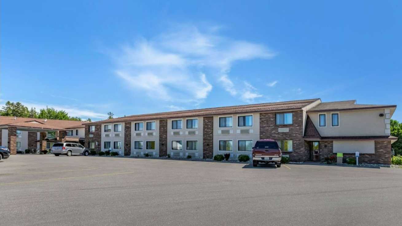 Find Best Hourly Parking Near 561 Boulevard Drive Parking Book Hourly Parking in 561 Boulevard Drive Parking