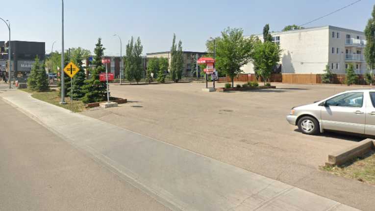 10430 106 Ave. NW - Lot 71