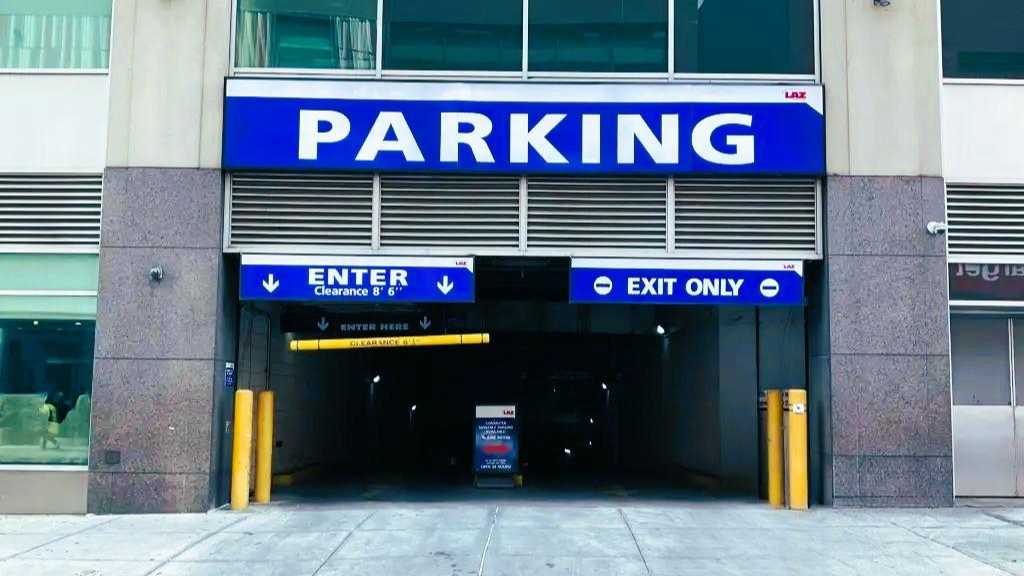 Jamaica Center Garage_JFK Covered Self Park