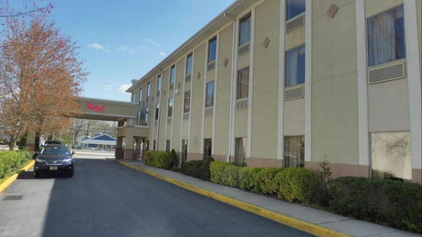 202 E White Horse Pike Parking