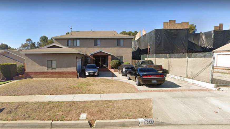 9425 S 11th Ave Parking