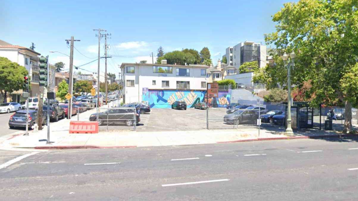 500 Grand Ave Parking