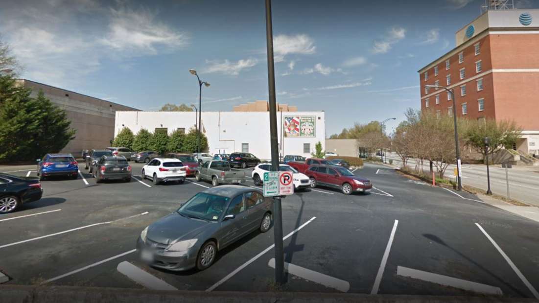 Find Best Hourly Parking Near 200 Buncombe St Parking Book Hourly Parking in 200 Buncombe St Parking