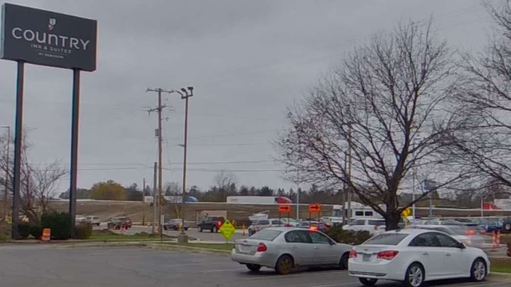 Country Inn And Suites by Radisson AZO Airport Parking