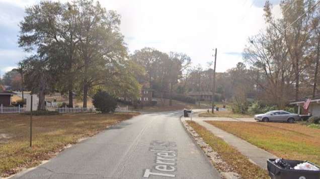 405 Terrell St Parking